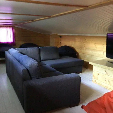 Βίλα Kuhmit Cottages