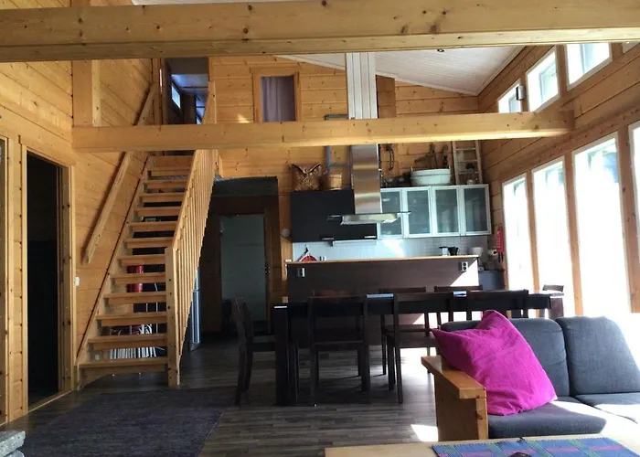 ヴィラ Kuhmit Cottages *